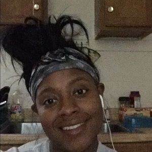 Meet your Posher, Dovonna